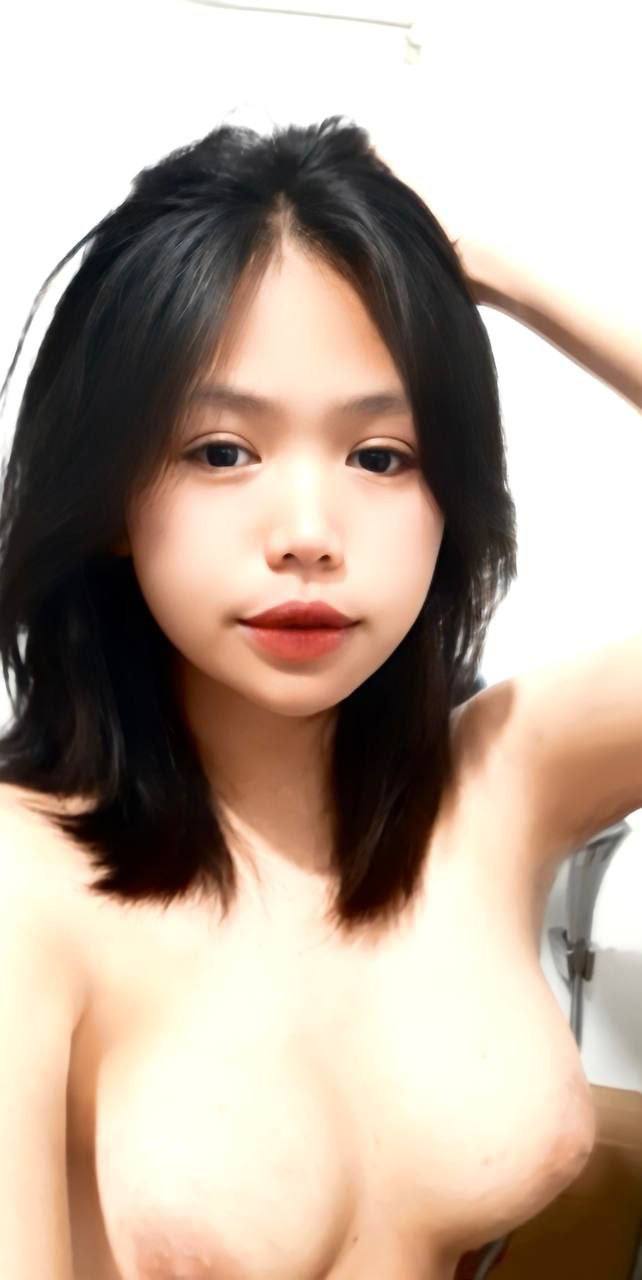 Xem video ngày cưới, anh chồng phát hiện bị vợ cắm sừng ngay lúc hạnh phúc nhất