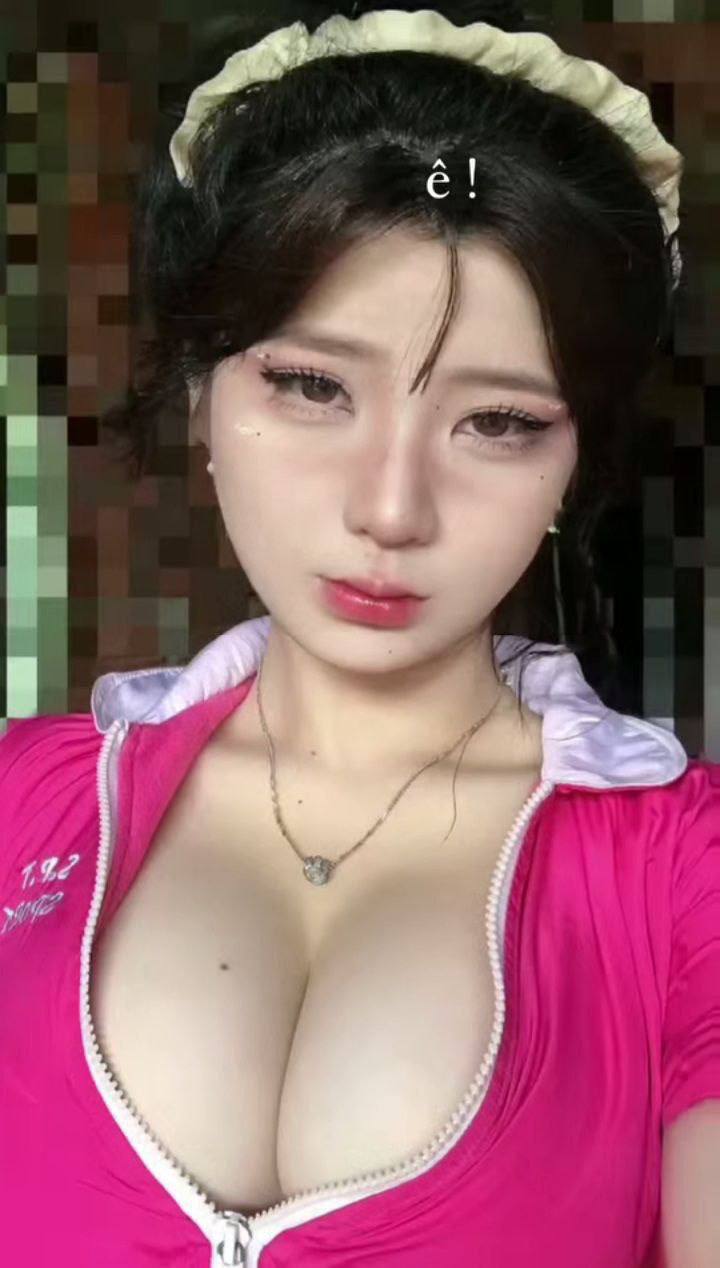 Cuộc sống hạnh phúc sụp đổ khi người chồng trở về bắt ngờ và thấy vợ yêu với sếp…